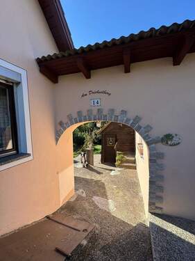 Zugang Garten - Einfamilienhaus in Seubersdorf in der Oberpfalz