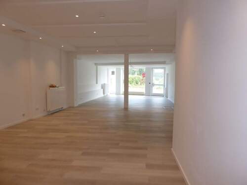 Verkaufsraum - 1 Zimmer Gewerbeobjekt (Büro, Produktion, Verkauf) in Saalfeld/Saale