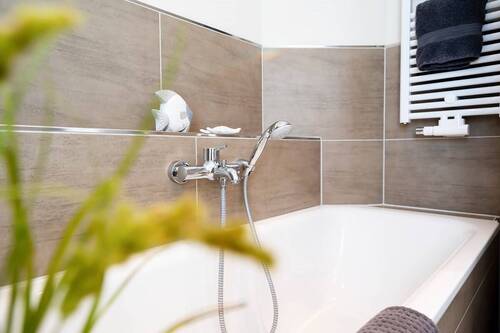 Schickes Wannenbad.jpg - 