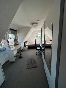 Kinder-/Arbeitszimmer - 