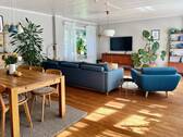 Wohnbereich, großzügig u. warm - 5 Zimmer Einfamilienhaus in Hamburg
