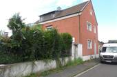 seitlicher Blick - 5 Zimmer Mehrfamilienhaus, Wohnhaus zum Kaufen in Bergheim