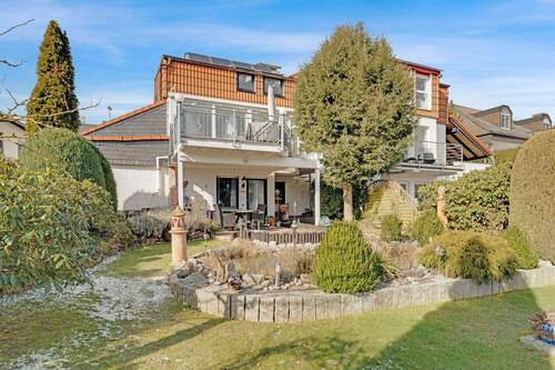 Außenansicht - Unverbaubare Aussicht trifft flexible Nutzung - ZFH möglich!