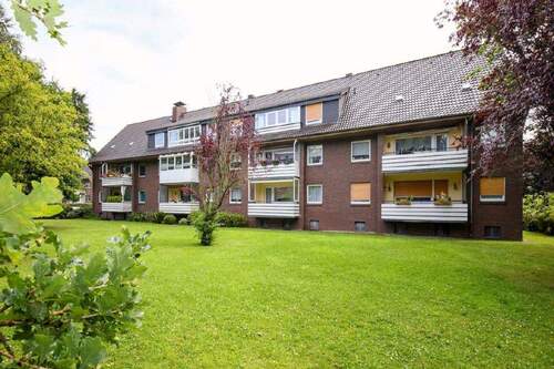 Außenansicht - 4 Zimmer Etagenwohnung zum Kaufen in Wilhelmshaven-Neuende