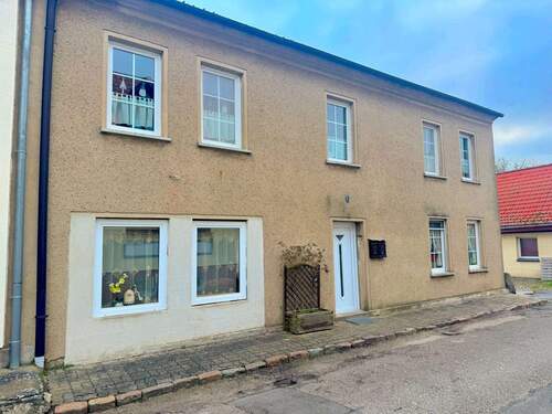 IMG_0359.JPG - Einfamilienhaus mit Potential - 150.000,00&nbsp;EUR Kaufpreis, ca.&nbsp; 148,00&nbsp;m&sup2;&nbsp;Wohnfl&auml;che