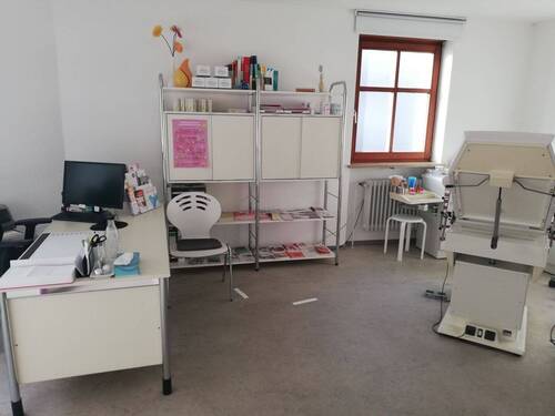 IMG_20250125_150926.jpg - Büro in Weiden in der Oberpfalz zum Kaufen