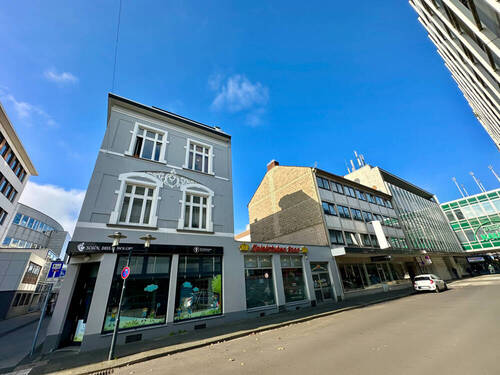 Außenansicht - Krefeld - Stadtmitte Wohn- und Geschäftshaus mit zusätzlicher Baulücke