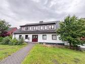 Hausansicht - Ihre Investition - voll vermietetes Mehrfamilienhaus