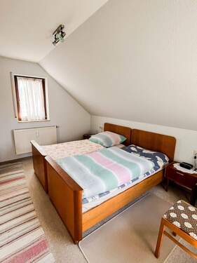 Schlafzimmer - 2 Zimmer Etagenwohnung in Blaufelden