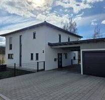 Ihr Traum Toscana in Edelsfeld - 535.000,00&nbsp;EUR Kaufpreis, ca.&nbsp; 165,00&nbsp;m&sup2;&nbsp;Wohnfl&auml;che in Edelsfeld (PLZ: 92265) Oberndorf