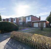 Ihr Reihenendhaus mit großer Doppelgarage direkt am Haus! - Hamburg Rahlstedt