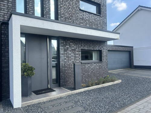 Eingangsbereich - 3 Zimmer Einfamilienhaus in Juechen