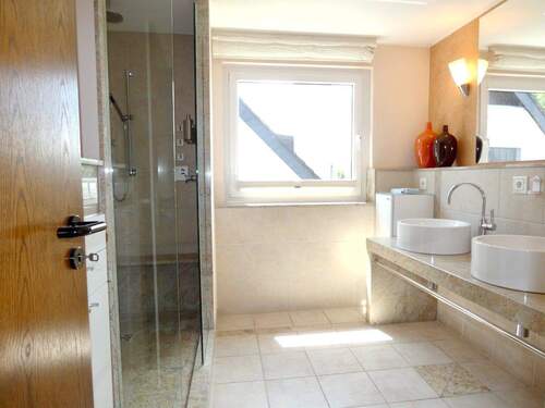 großes Bad im Obergeschoss - 