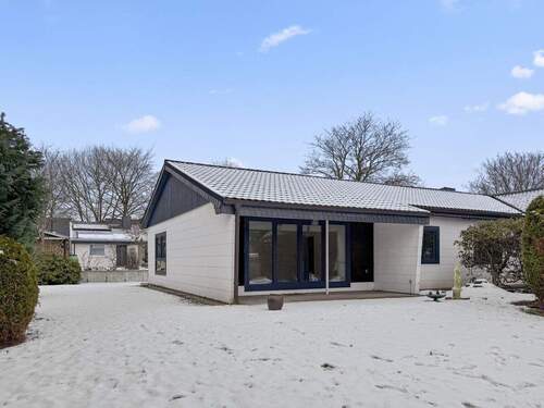 Gemütliche Süd-West Terrasse mit eigenem Garten - 