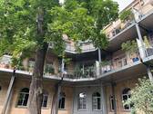 Hausansicht Innenhof - Etagenwohnung mit 105,00 m&sup2; in Fürth zur Miete