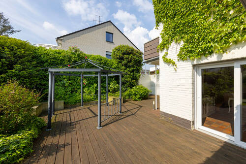 Terrassenansicht angrenzend zur Küche - 