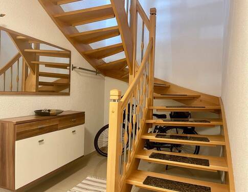 Treppe zur Hauptwohnung - 