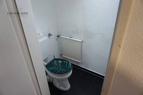 DG: WC - 
