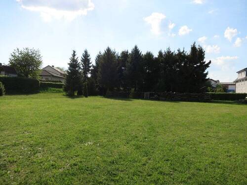 Bild 1 - Baugrundstück - Bauträger geeignet