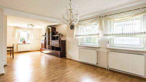 Wohnen/ Essen - 4 Zimmer Mehrfamilienhaus, Wohnhaus in Brandenburg