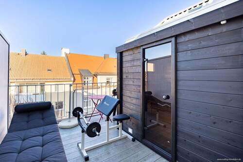 Terrasse mit Sauna - 