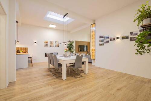 Wohn- und Essbereich - Einfamilienhaus mit 180,00 m&sup2; in Elzach zum Kaufen