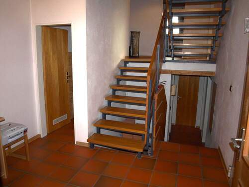 Treppenhaus - 4 Zimmer Reihenendhaus in Landshut