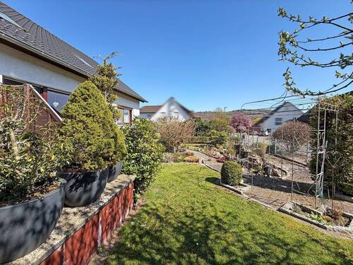 Außenansicht - 9 Zimmer Einfamilienhaus in Emmerthal