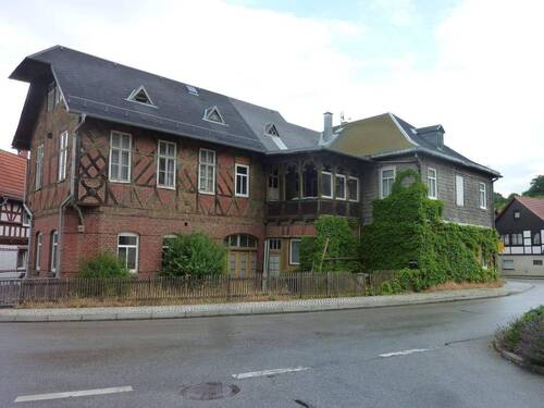 Ansicht - 1-2 Familienhaus teilsaniert und mit viel Potential in Unterwirbach