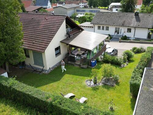 Wellness im eigenen Garten - 8 Zimmer Einfamilienhaus in Beuron
