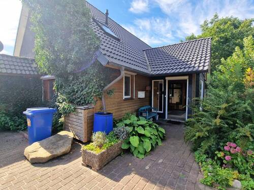 Wohnhaus - 7 Zimmer Einfamilienhaus in Krempel