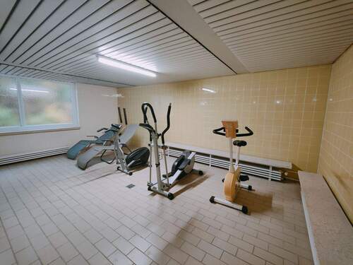Wellnessbereich mit Schwimmbad - 
