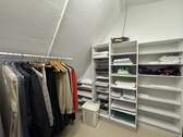 praktisches Ankleidezimmer - 