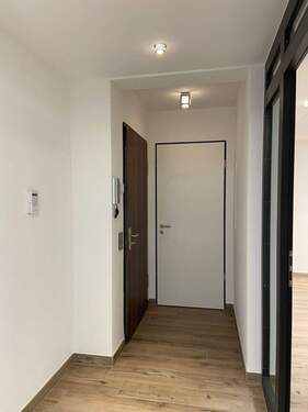 Eingangsbereich Büro - 