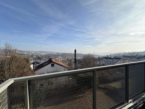 traumhafter Blick - Exklusives Haus-im-Haus-Konzept in begehrter Aussichtslage!