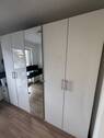 Kleiderschrank - 
