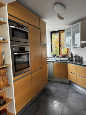 Einbauküche - 5 Zimmer Doppelhaushälfte zum Kaufen in Hamburg