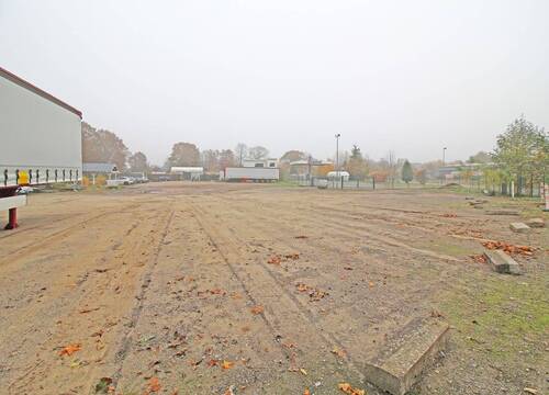 Gewerbegrundstück - Einfamilienhaus in Wahlstedt zum Kaufen