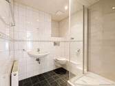 Badezimmer mit Dusche - 3 Zimmer Etagenwohnung zum Kaufen in Hamm