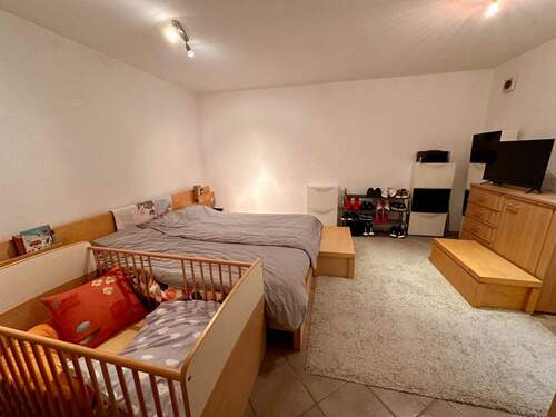 Schlafzimmer Keller - 