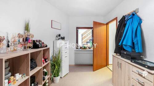 Ankleidezimmer 2 - 