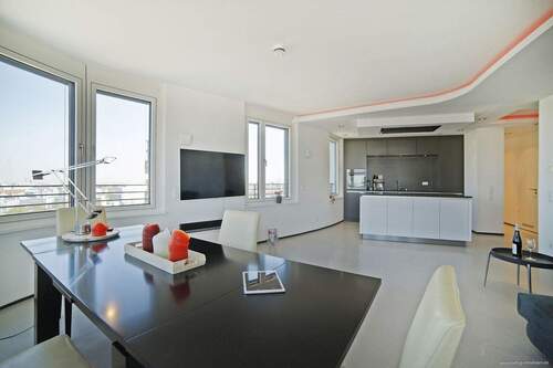 Küche / Wohnzimmer - Etagenwohnung mit 98,00 m&sup2; in München zum Kaufen