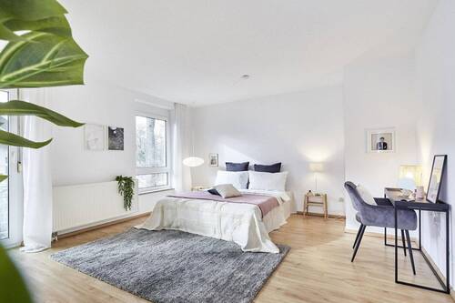 Erholsames Schlafzimmer - 7 Zimmer Reihenmittelhaus in Nürnberg