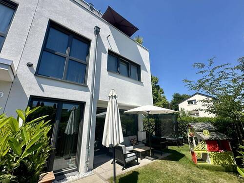 Gartenansicht - Doppelhaushälfte mit 212,30 m² in Offenbach zum Kaufen