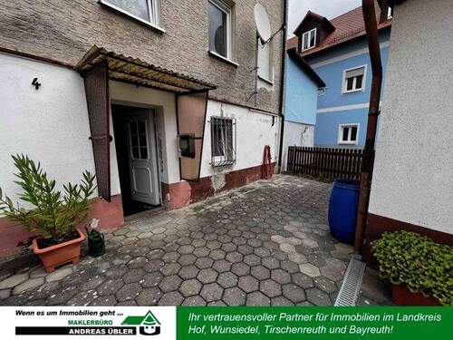 Vorplatz - 7 Zimmer Reihenmittelhaus in Waldsassen