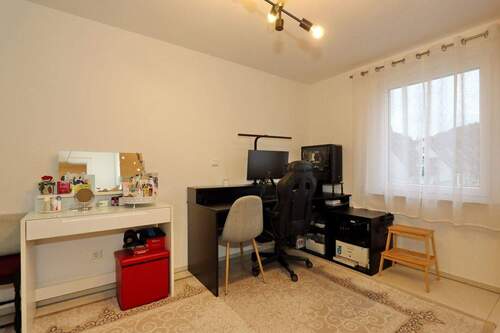 Kinder-/Arbeitszimmer - 