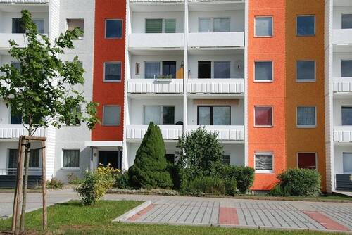 Hausansicht - Etagenwohnung mit 56,30 m² in Chemnitz zur Miete
