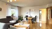 Wohn- und Esszimmer - 