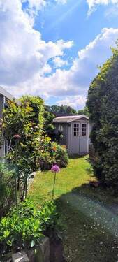 Südgarten mit Gartenhaus - 