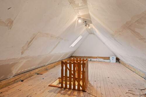 Spitzboden 15,87m² - 